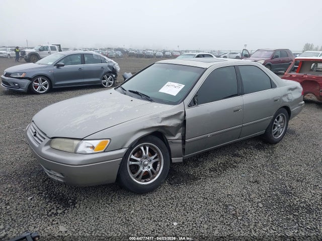 Toyota Camry Xle V6