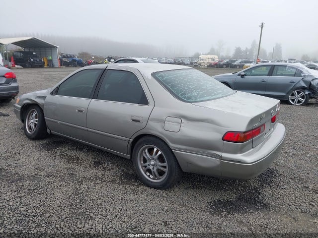 Toyota Camry Xle V6