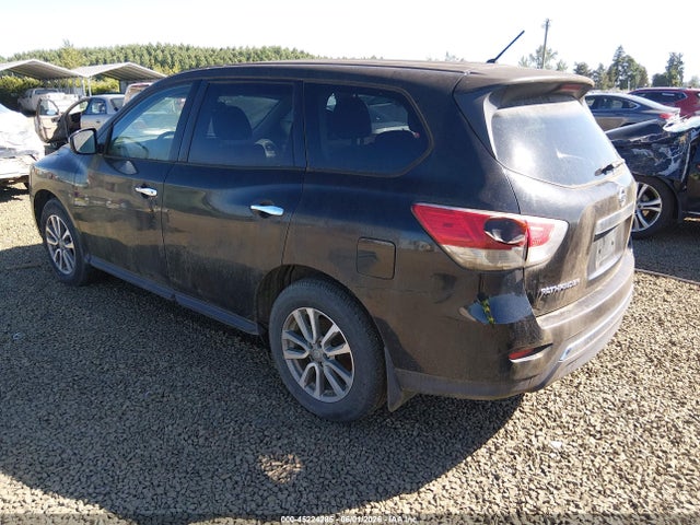 Nissan Pathfinder S
