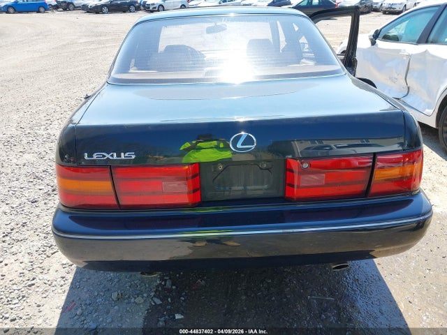 Lexus LS 400