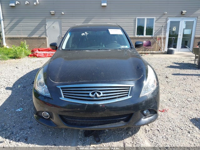 INFINITI Q40