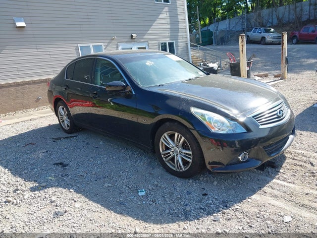 Salvage INFINITI Q40 Image