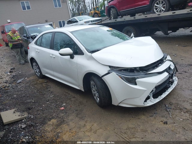 Salvage Toyota Corolla Image