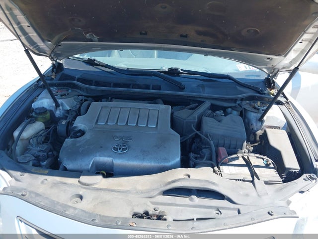 Toyota Camry Xle V6