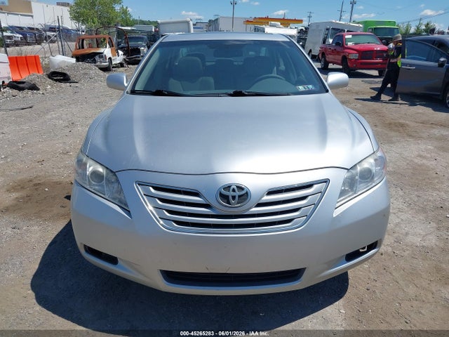 Toyota Camry Xle V6