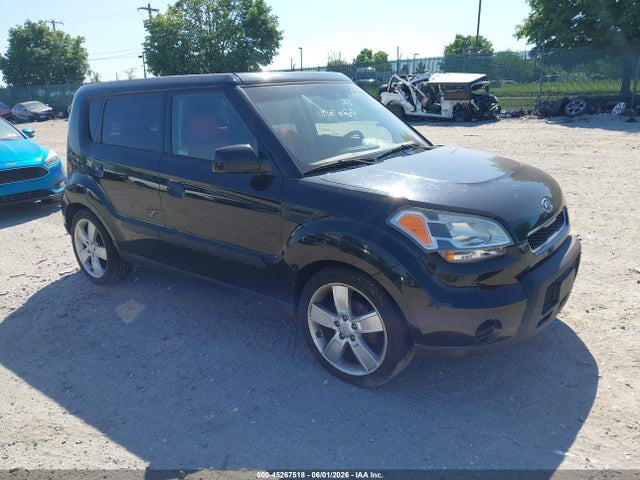 Salvage Kia Soul Image