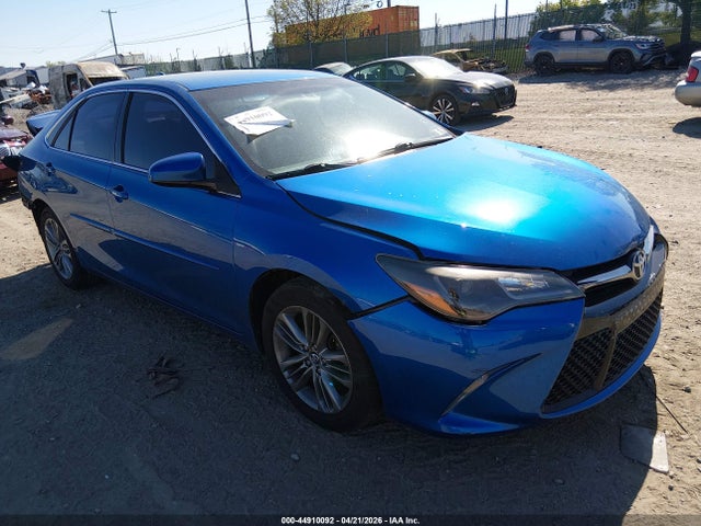 Salvage Toyota Camry Image
