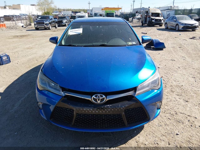 Toyota Camry Se