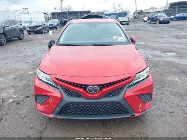 Toyota Camry Se