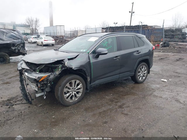 Toyota RAV4 Xle Premium