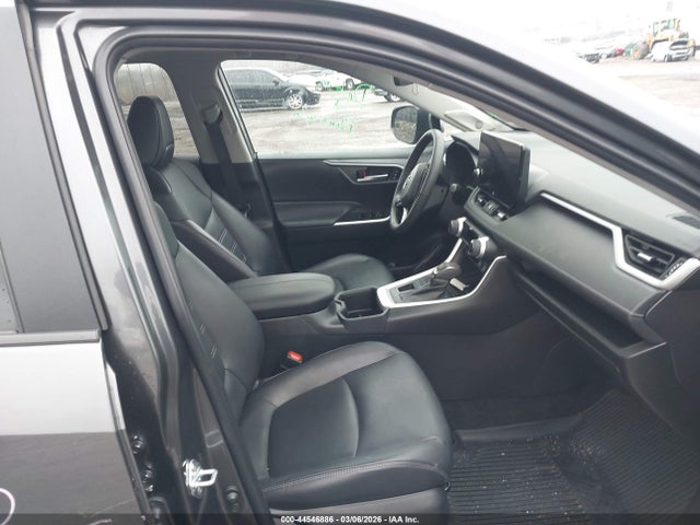 Toyota RAV4 Xle Premium