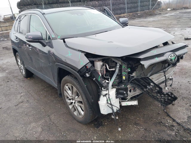 Toyota RAV4 Xle Premium
