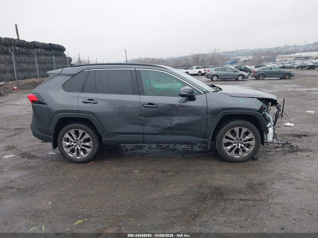 Toyota RAV4 Xle Premium