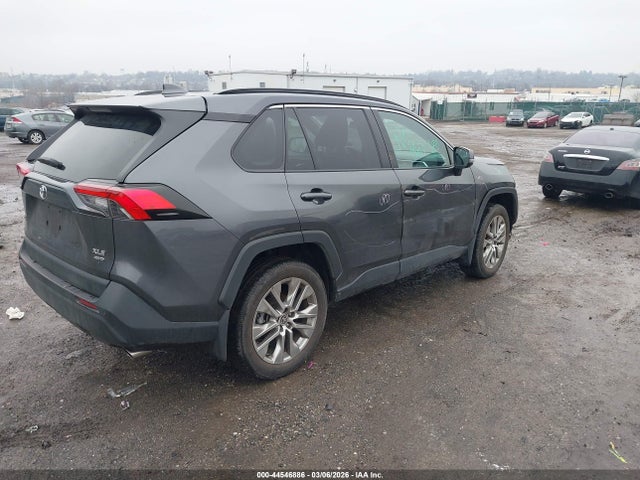 Toyota RAV4 Xle Premium