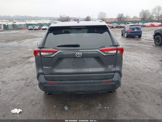 Toyota RAV4 Xle Premium