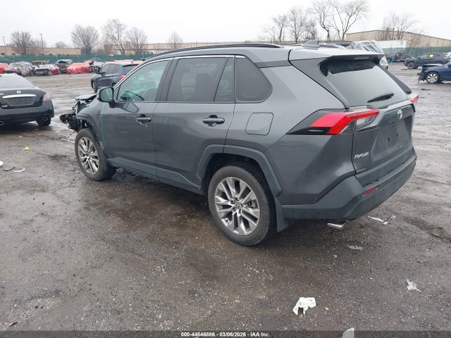 Toyota RAV4 Xle Premium