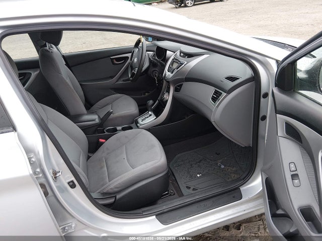 Hyundai ELANTRA Gls