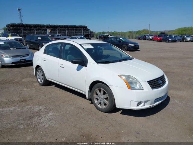 Salvage Nissan Sentra Image