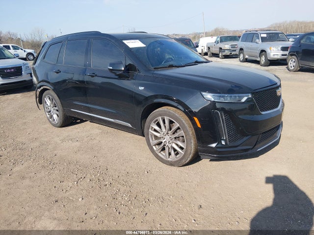 Salvage Cadillac XT6 Image