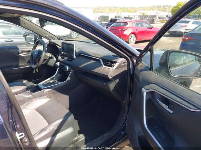Toyota RAV4 Xse