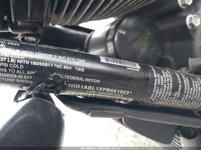 Harley-Davidson Flhxst