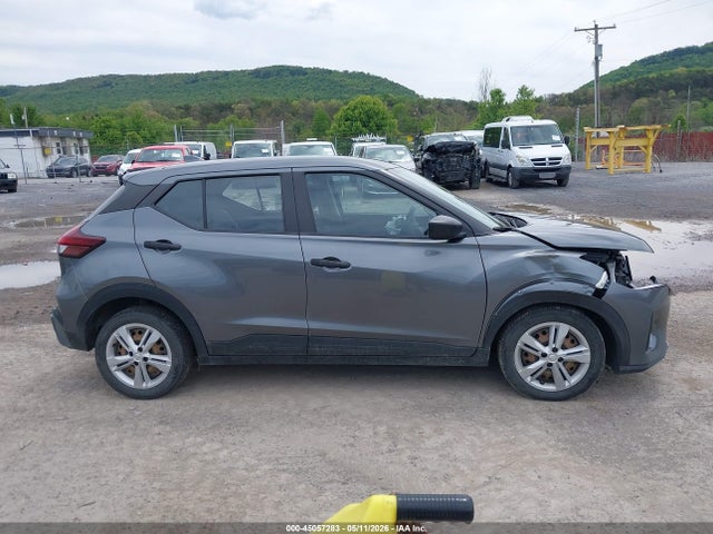 Nissan Kicks S Xtronic Cvt