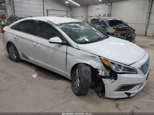 Salvage Hyundai SONATA Image