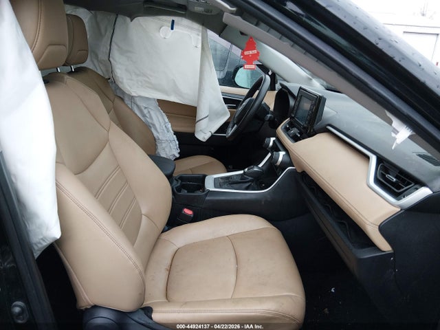 Toyota RAV4 Xle Premium