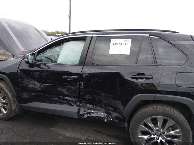 Toyota RAV4 Xle Premium