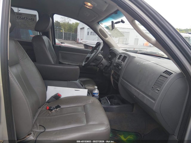 Dodge Dakota Slt