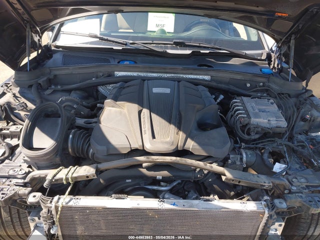 Porsche Macan S