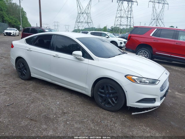 Salvage Ford Fusion Image