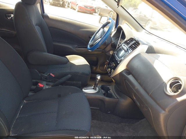 Nissan Versa Sv