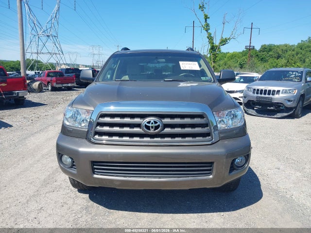 Toyota Sequoia Sr5 5.7l V8