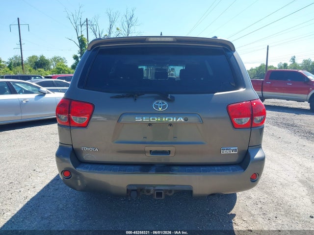 Toyota Sequoia Sr5 5.7l V8