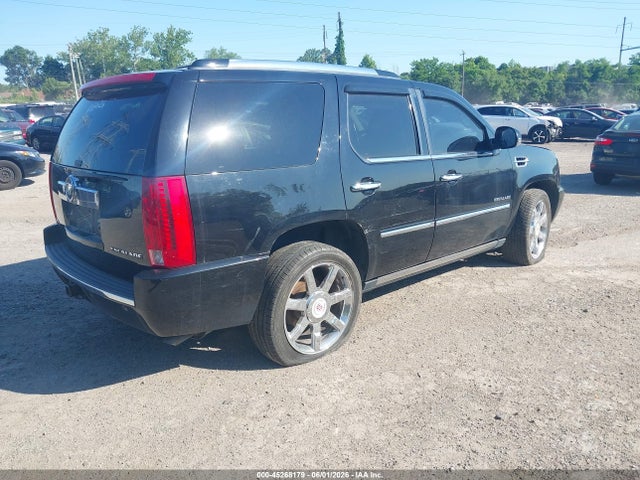 Cadillac Escalade Premium