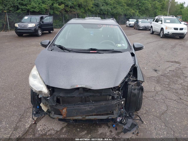 Toyota Prius c Two