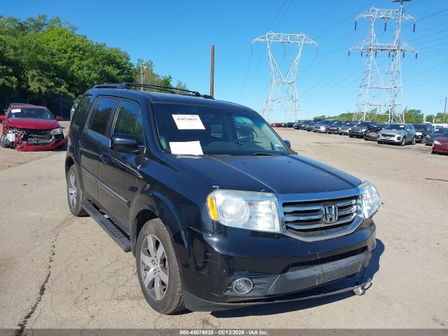Salvage Honda Pilot Image
