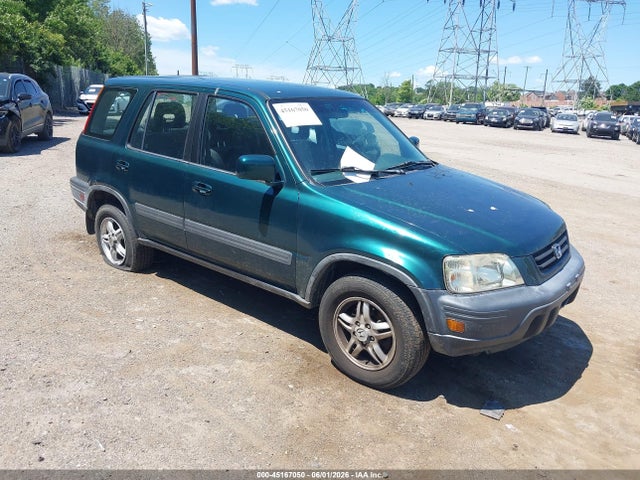 Salvage Honda CR-V Image