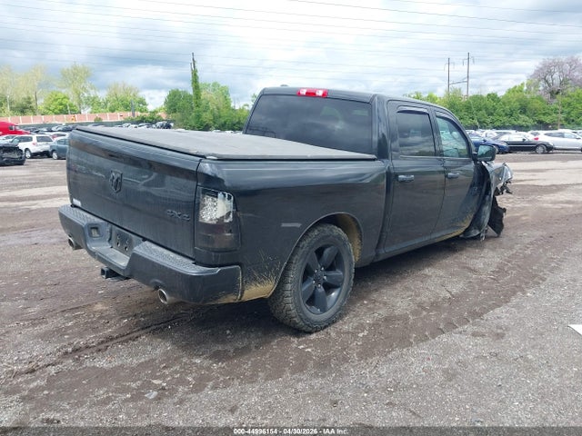 Ram 1500 Express  4x4 5'7 Box