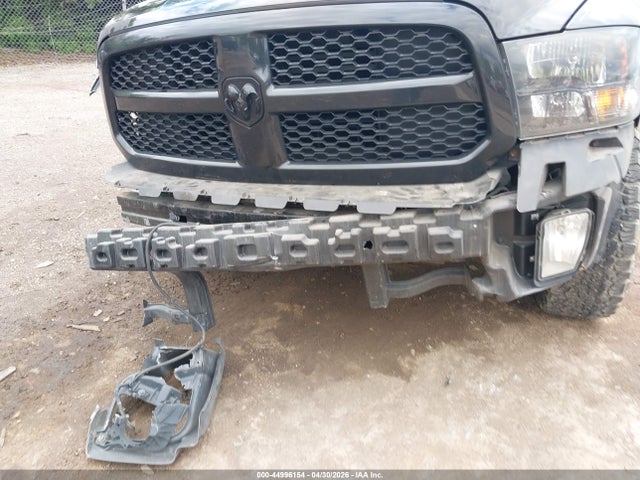 Ram 1500 Express  4x4 5'7 Box