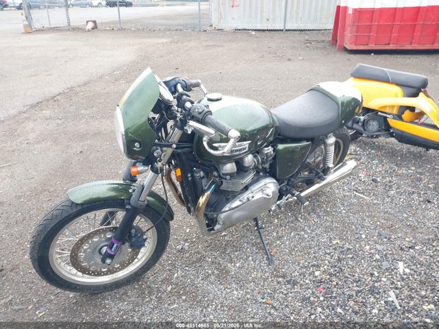 Triumph Thruxton