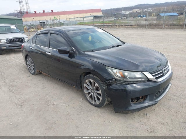 Salvage Honda Accord Image