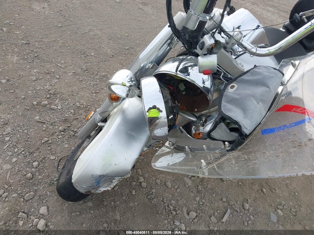 Suzuki Vl1500