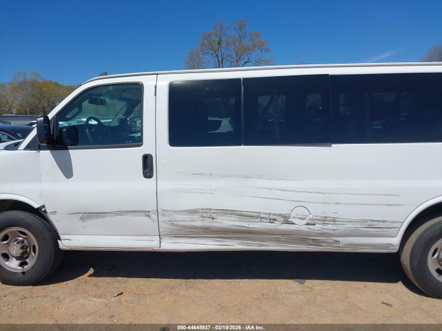 Chevrolet Express Lt