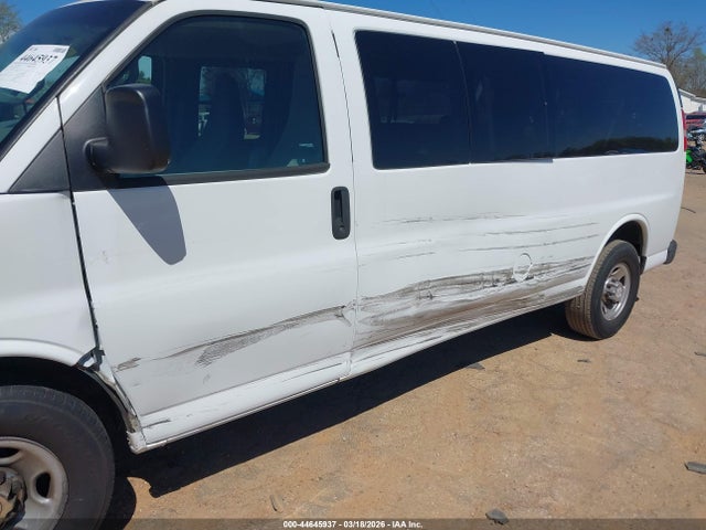Chevrolet Express Lt