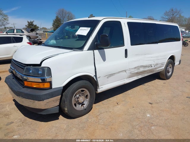 Chevrolet Express Lt