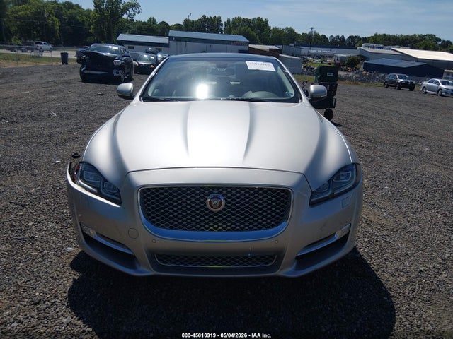 Jaguar XJ Xjl Portfolio
