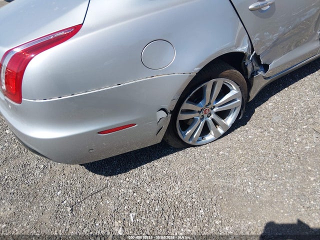 Jaguar XJ Xjl Portfolio
