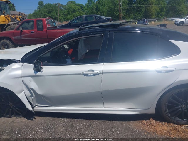 Toyota Camry Xse